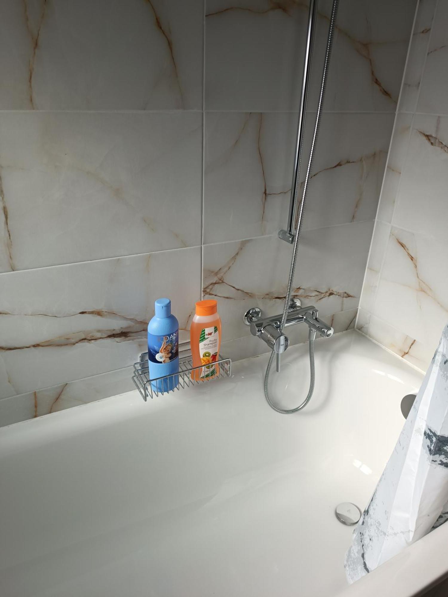Mon Amour Apartment อินเทอร์ลาเคน ภายนอก รูปภาพ